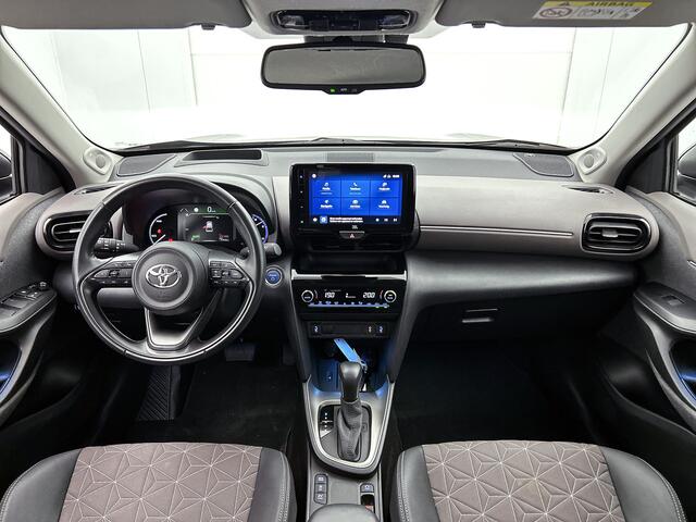Toyota YARIS Cross 1.5 Hybrid Executive | 1e Eigenaar | Dealer Onderhouden | BTW'er | JBL | Head up Display | Stoelverwarming |