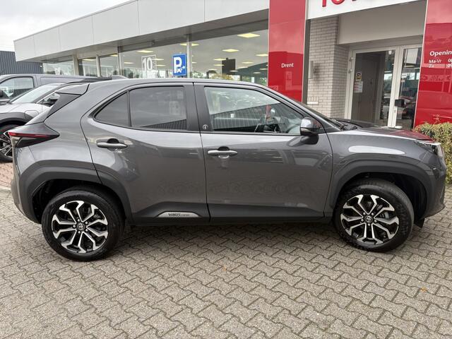 Toyota YARIS 1.5 Hybrid Dynamic | Blindspot | Stuur + stoelverwarming |