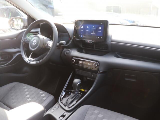 Toyota YARIS 1.5 Hybrid 115 Dynamic I Direct leverbaar I Keyless I Camera