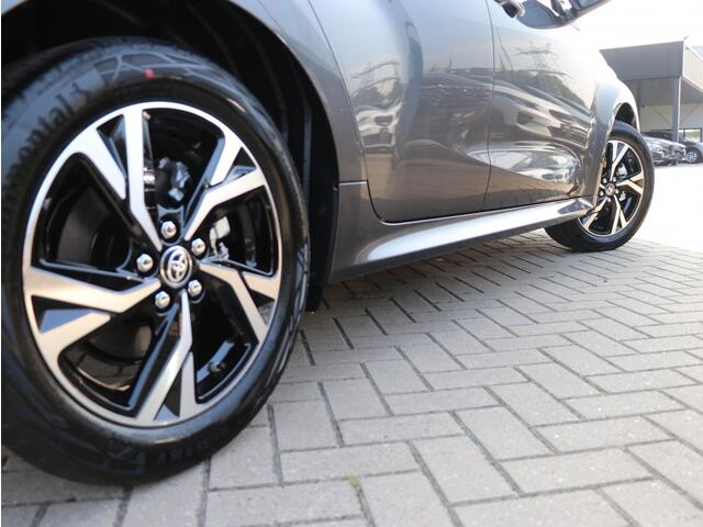 Toyota YARIS 1.5 Hybrid 115 Dynamic I Direct leverbaar I Keyless I Camera