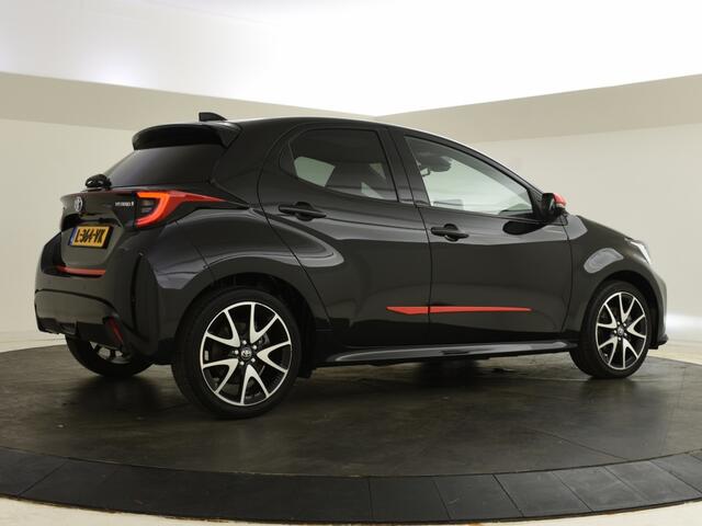 Toyota YARIS 1.5 Hybrid Executive | Panoramadak | JBL | BLS | HUD