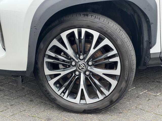 Toyota YARIS Cross 1.5 Hybrid 130 Executive Plus | Trekhaak 13-polig | Stoel/stuur verw. | Full-LED | PDC Rondom |