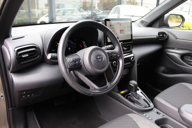 Toyota YARIS Cross 1.5 Hybrid 115 Dynamic | Rijklaar | Navi | Apple/Android | Stoel/Stuur-verwarming | Camera | Adap Cruise | Clima