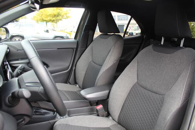 Toyota YARIS Cross 1.5 Hybrid 115 Dynamic | Rijklaar | Navi | Apple/Android | Stoel/Stuur-verwarming | Camera | Adap Cruise | Clima