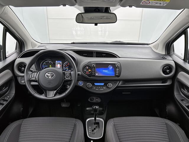 Toyota YARIS 1.5 Hybrid Dynamic Limited | Dealeronderhouden | Camera | Climate control | Metallic lak |
