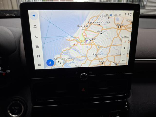 Toyota YARIS Cross 1.5 Hybrid 130 Executive demo | Half Leer