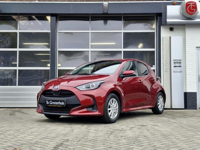 Toyota YARIS Comfort 1.5 Hybrid 115 | LMV | Camera