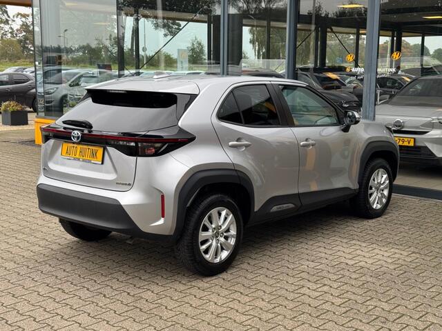 Toyota YARIS 1.5 Hybrid Comfort - navi - apple/android- camera