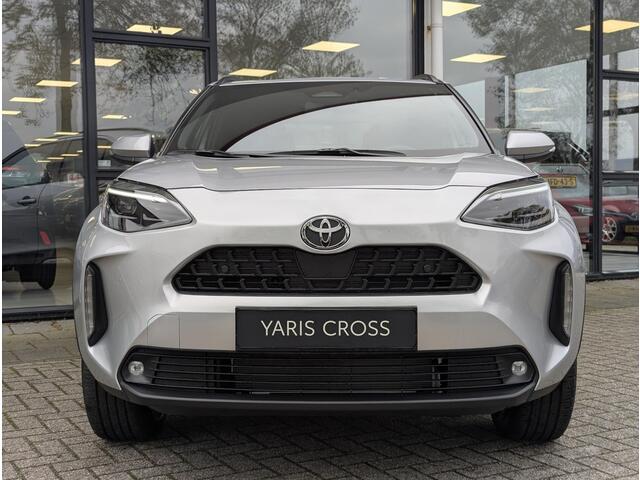 Toyota YARIS Cross 1.5 Hybrid 130 Dynamic + Comfort Pack | Stoel- stuurverwarming | PDC V+A | ACC | Camera | Keyless | Qi-Lader
