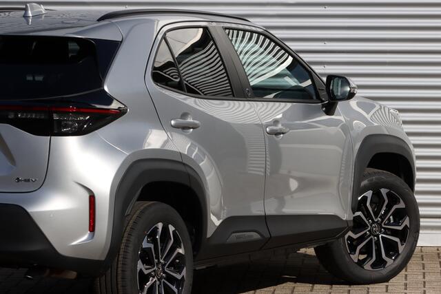 Toyota YARIS Cross 1.5 Hybrid 130 Team-Player NIEUW Safety+ Winter-Pakket