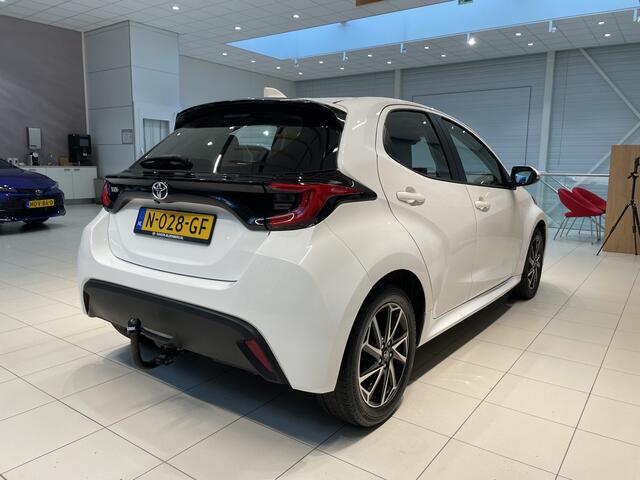 Toyota YARIS 1.5 VVT-i Dynamic | Afneembare trekhaak | Apple Carplay | Achteruitrijcamera |
