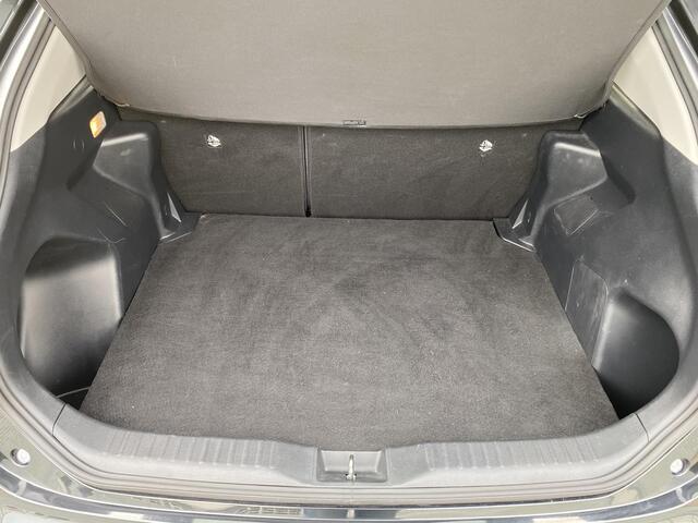 Toyota YARIS Cross 1.5 Hybrid Dynamic edition Navigatie, Apple CarPlay/Android Auto, parkeersensoren v&a, achteruitrij camera, adaptieve cruise control