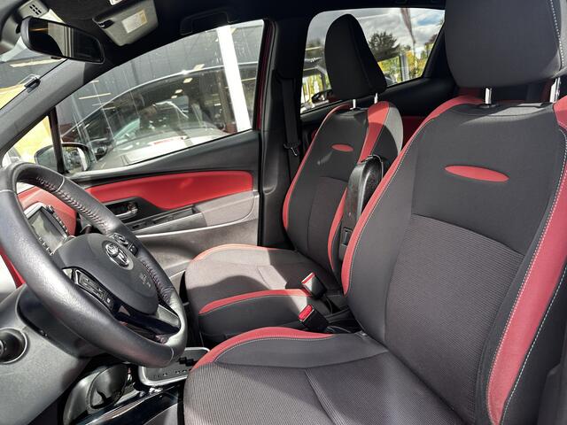 Toyota YARIS 1.5 Hybrid Bi-Tone NAVI,CLIMA,CRUISE,LICHTMETAAL