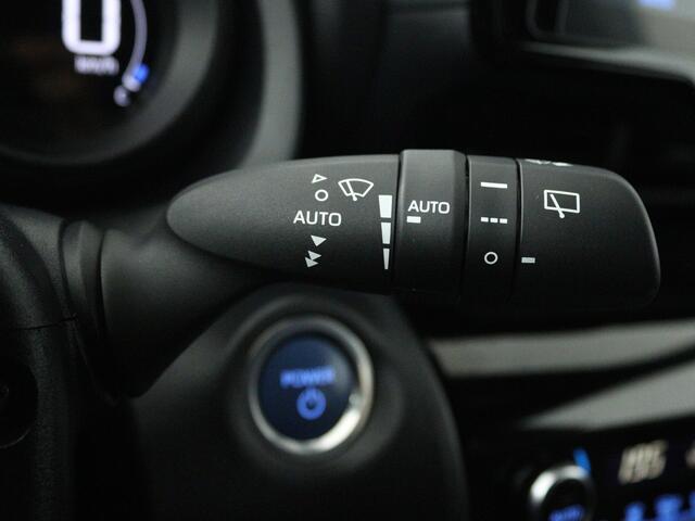 Toyota YARIS Cross 1.5 Hybrid Dynamic | Parkeersensoren | Dodehoek detectie | Stoelverwarming |