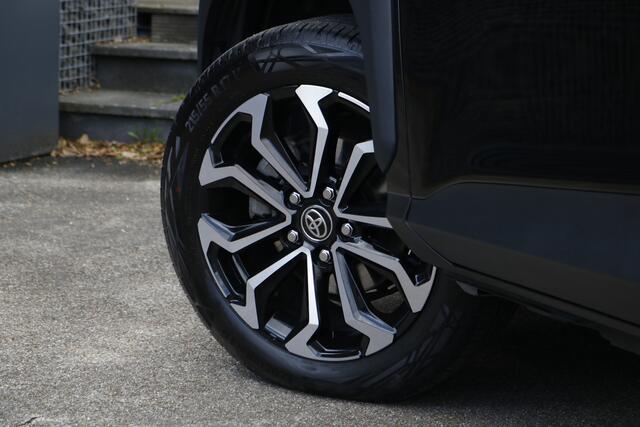 Toyota YARIS Cross 1.5 Hybrid Dynamic | Parkeersensoren voor en achter | Stoelverwarming | Apple Carplay