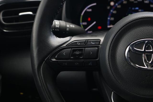 Toyota YARIS Cross 1.5 Hybrid Dynamic | Parkeersensoren voor en achter | Stoelverwarming | Apple Carplay