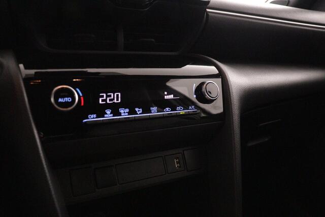 Toyota YARIS Cross 1.5 Hybrid First Edition | Apple Carplay/Android Auto |