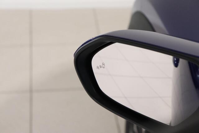 Toyota YARIS Cross 1.5 Hybrid 115 Dynamic, Comfort Pack, BSM, Sensoren, Apple Carplay/Android Auto!