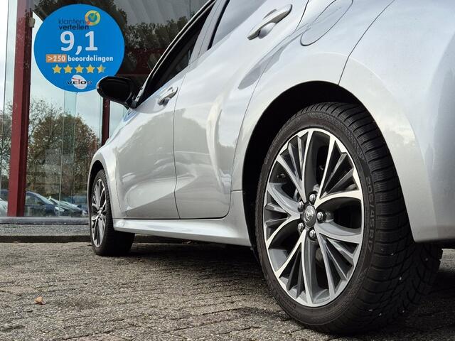 Toyota YARIS 1.5 Hybrid Automaat Dynamic | Stoelverwarming | Cruise