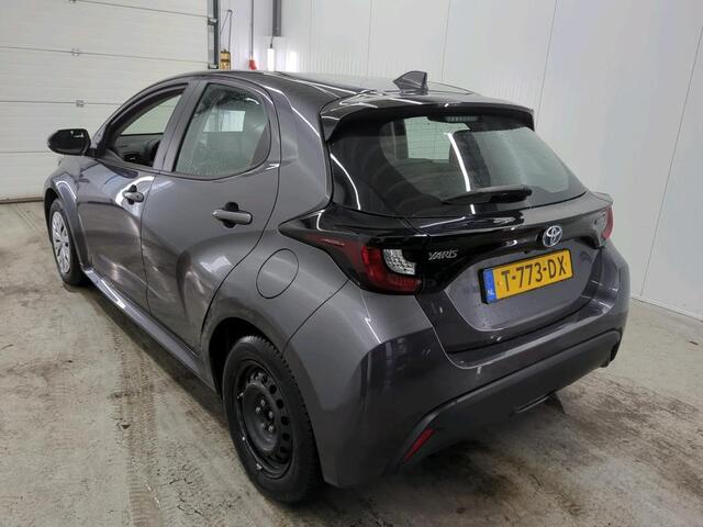 Toyota YARIS 1.5 Hybrid Active Auto. Navigatie Apple Carplay/Android Auto Camera Adaptive Cruise Control Climate Control