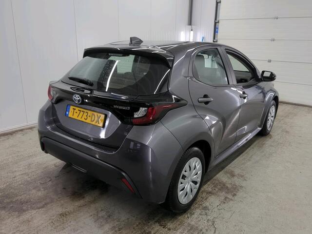Toyota YARIS 1.5 Hybrid Active Auto. Navigatie Apple Carplay/Android Auto Camera Adaptive Cruise Control Climate Control