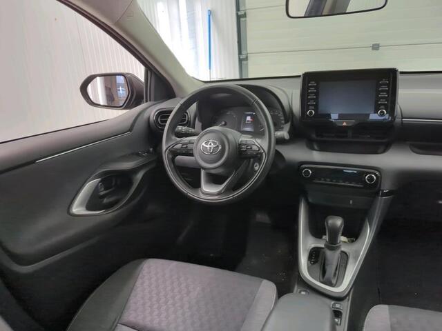 Toyota YARIS 1.5 Hybrid Active Auto. Navigatie Apple Carplay/Android Auto Camera Adaptive Cruise Control Climate Control