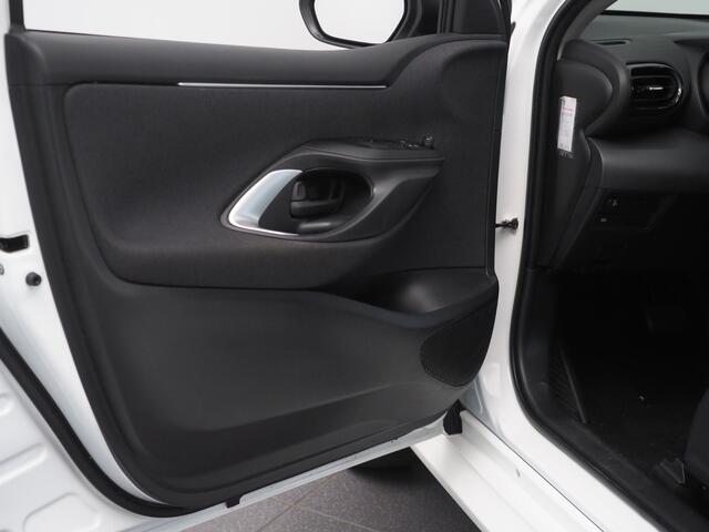 Toyota YARIS 1.5 Hybrid Dynamic