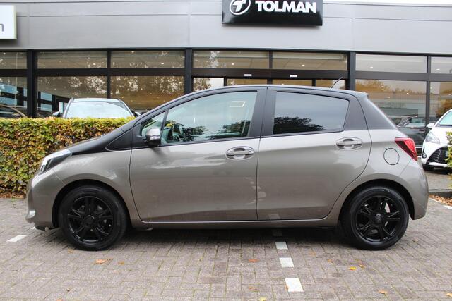 Toyota YARIS 1.3 VVT-i Aspiration | Rijklaar | Cruise | Airco | Camera | Bluetooth | NL-auto | Dealer onderhouden