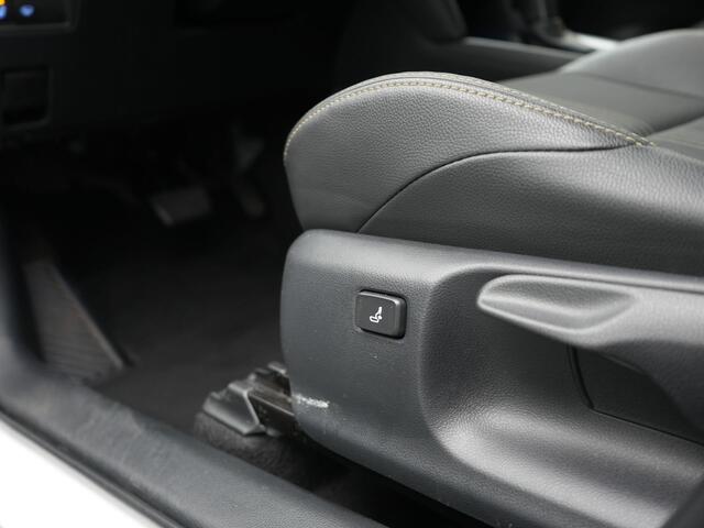 Toyota YARIS Cross 1.5 Hybrid Adventure