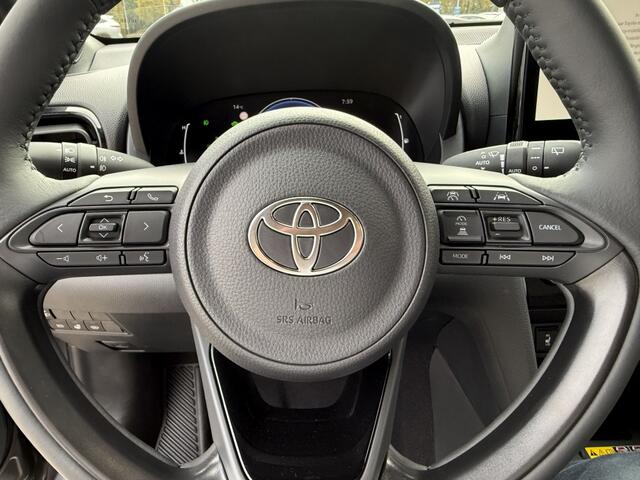 Toyota YARIS 130 Dynamic | comfort pack | metallic lak | Dodehoek ass. | Keyl