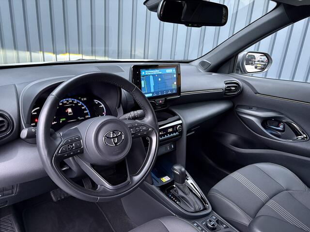 Toyota YARIS Cross 1.5 Hybrid AWD Adventure | Blind Spot | Stoel & Stuur verw. | Parkeersensoren | Prijs Rijklaar!!