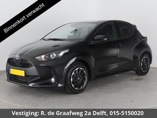 toyota-yaris-1.5-hybrid-business-bl