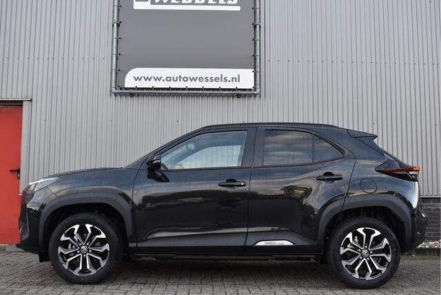 Toyota YARIS Cross 1.5 Hybrid Dynamic Camera, Adaptive cruise, Stoelverwarming