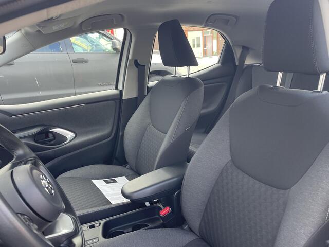 Toyota YARIS 1.5 Hybrid Business Plus | Dynamic | Org NL en 1e Eigenaar | 34.000 KM |