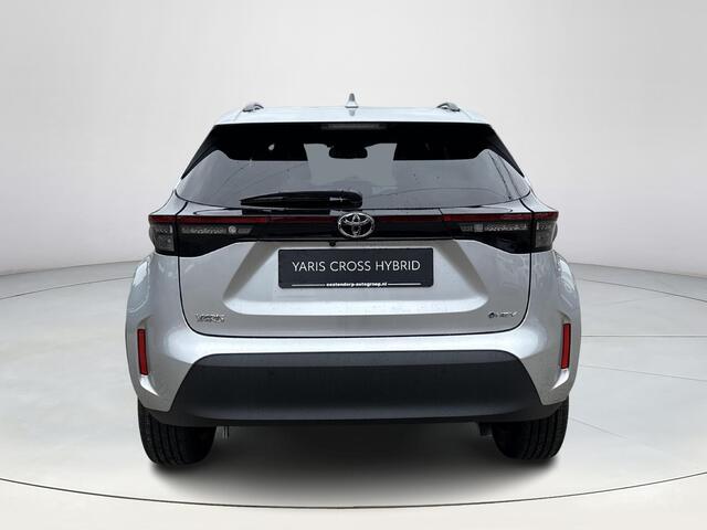 Toyota YARIS Cross 1.5 Hybrid 115 First Edition **STOEL EN STUURWIELVERWARMING/ ADAPTIEF CRUISE CONTROL/ KEYLESS/ PARKEERSENSOREN/ 36 MAANDEN GARANTIE**