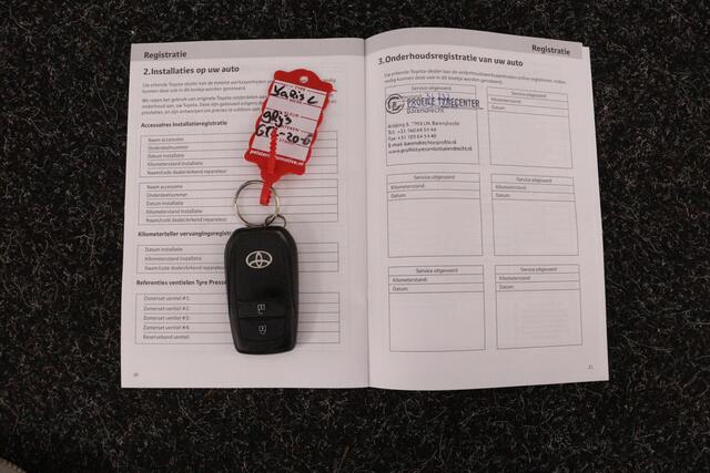 Toyota YARIS Cross 1.5 Hybrid 115 First Edition | Apple Carplay/Android Auto | Smart Connect |