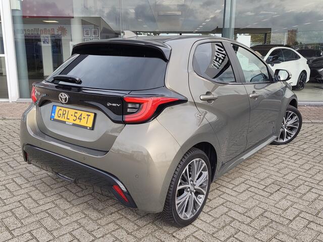 Toyota YARIS 1.5 Hybrid 130 Executive | NL Auto | Sensoren v/a | Stoel & Stuu