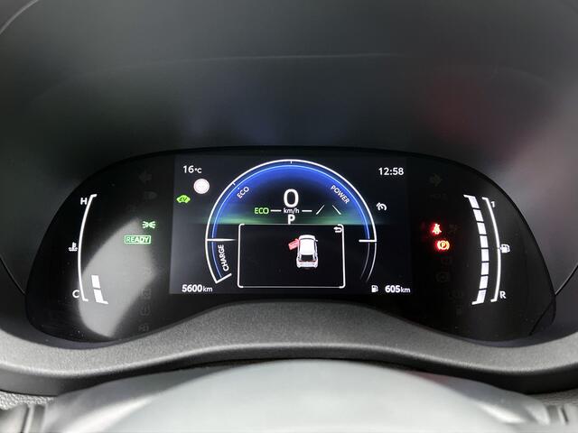 Toyota YARIS Cross 1.5 Hybrid Dynamic | Climate control | Adaptive cruise control | LM velgen |