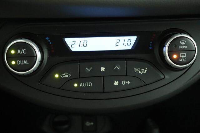 Toyota YARIS 1.5 Hybrid Active | Climate control | Cruise control | Camera |