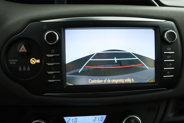 Toyota YARIS 1.5 Hybrid Active | Climate control | Cruise control | Camera |