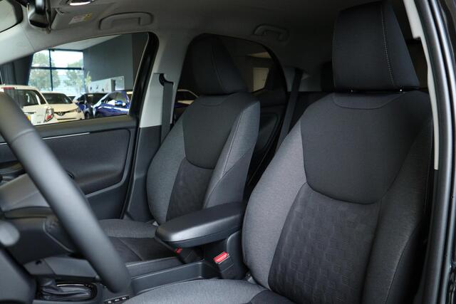 Toyota YARIS 1.5 Hybrid 115 Dynamic, Comfort Pack, Nieuw en snel leverbaar met ¤2.000 Inruilpremie!!!