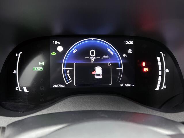 Toyota YARIS Cross 1.5 Hybrid 115 First Edition | 17" Lichtmetalen Velgen | Apple Carplay -/ Android Auto | Parkeercamera | Climate Control |