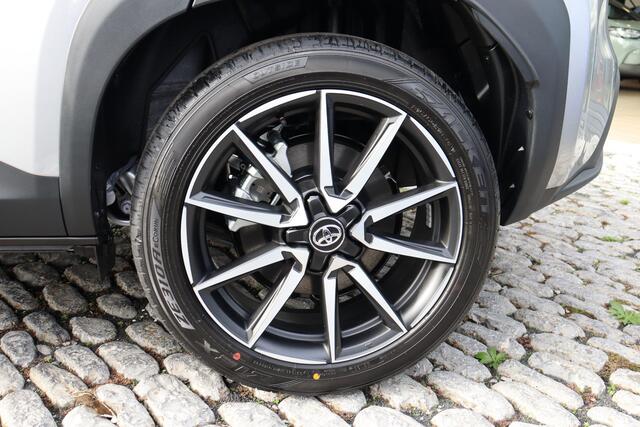 Toyota YARIS Cross 1.5 Hybrid 130 GR Sport, Panoramadak, BSM, JBL, Camera, Heads up display