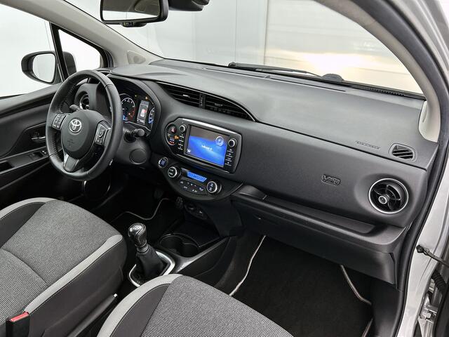 Toyota YARIS 1.5 VVT-i Y20 | Navigatie | Lichtmetalen wielen | Achteruitrijcamera |