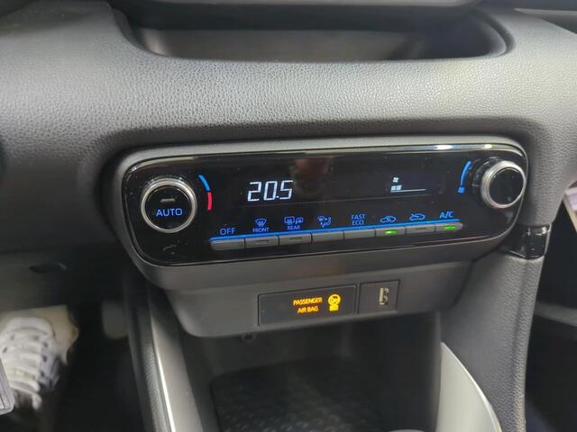 Toyota YARIS 1.5 Hybrid Active Navigatie Apple Carplay/Android Auto Camera Adaptive Cruise Control Climate Control