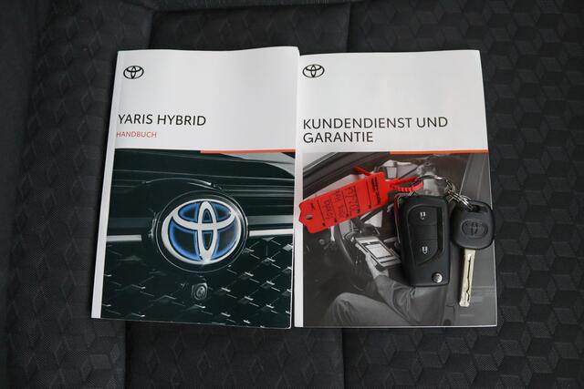 Toyota YARIS 1.5 Hybrid Dynamic | Climate control | Cruise control | Apple carplay - Android auto |
