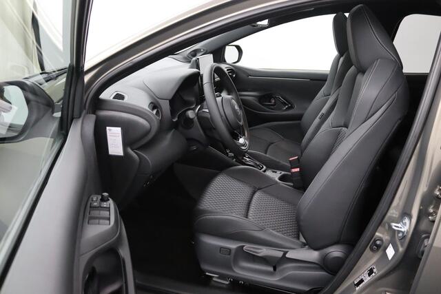 Toyota YARIS 1.5 Hybrid 130 Executive | Premium Pack | Half Lederen Bekleding | Head Up Display |