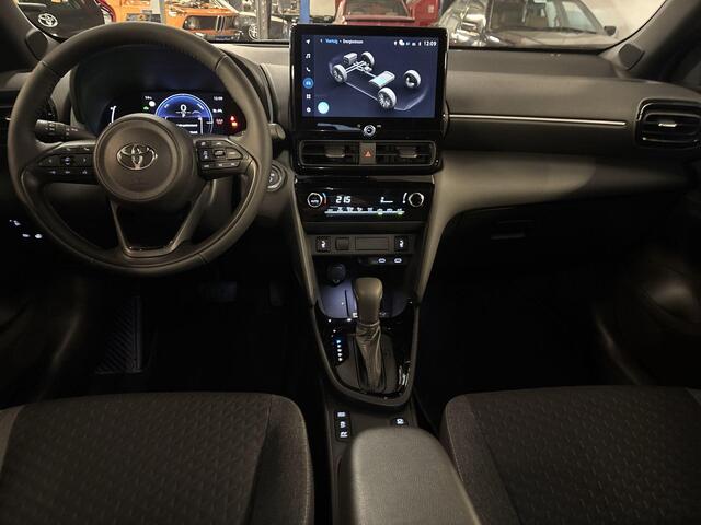 Toyota YARIS Cross 1.5 Hybrid 130 Dynamic | Rijklaar | Comfort pack | Blind spot | Sensoren