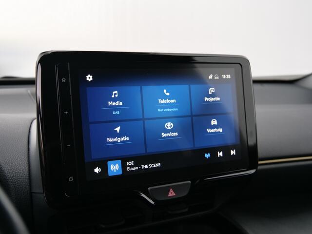 Toyota YARIS Cross 1.5 Hybrid 116 Pk Automaat Navigatie / Camera / DAB / Stoelverwarming