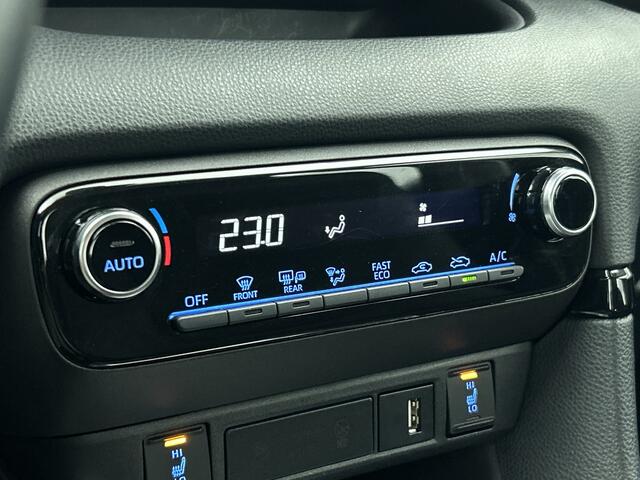 Toyota YARIS 1.5 Hybrid Dynamic | Climate control | ACC | Stoelverwarming |